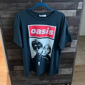 NWT Daydreamer Dark Blue Oasis Graphic Tee